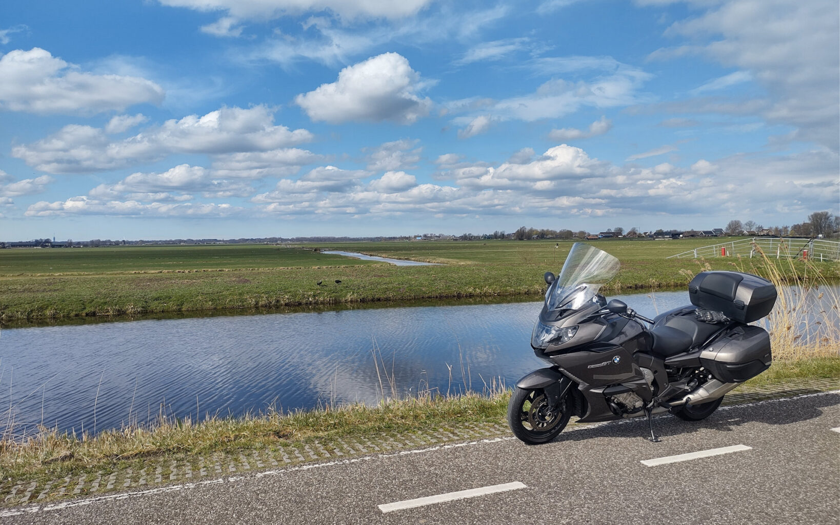 Achtermiddenweg - Aarlanderveen